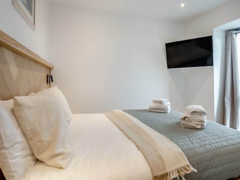 Double bedroom | Hafan Dawel - Cardigan Bay Cottages, Felinwynt, near Cardigan