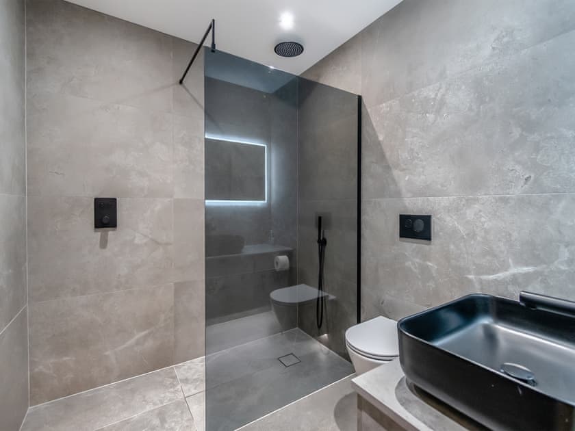 Bathroom | Hafan Dawel - Cardigan Bay Cottages, Felinwynt, near Cardigan