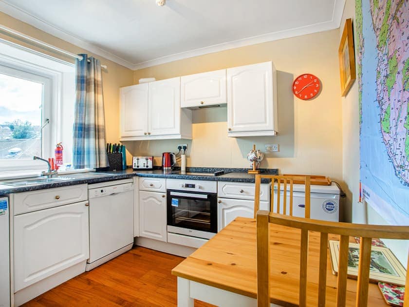 Kitchen/diner | Castleview, Invercloy, Brodick