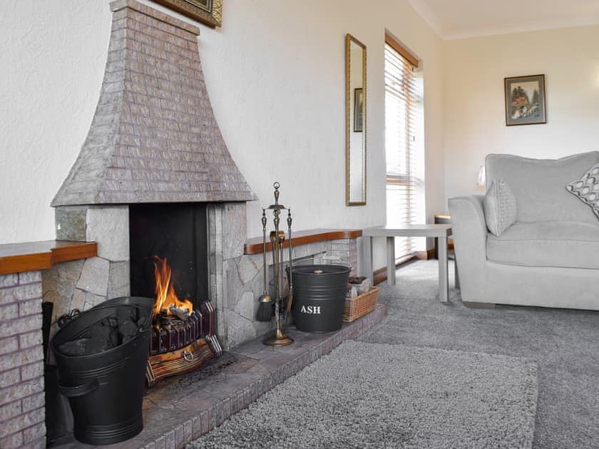 Living area | Lyncroft Holiday Bungalow, Sandbach