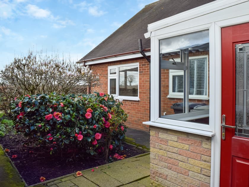 Exterior | Lyncroft Holiday Bungalow, Sandbach