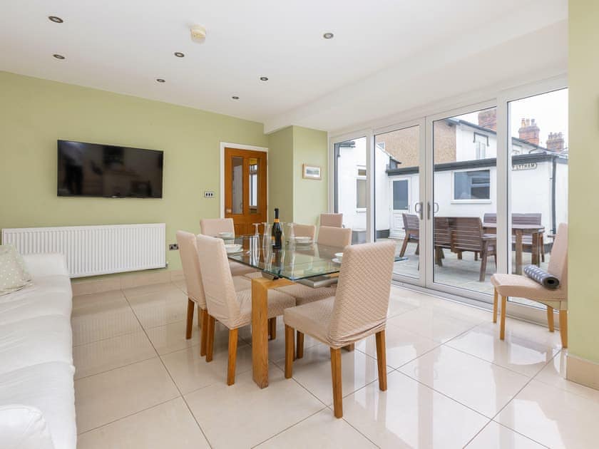 Well equipped, stylish kitchen/ diner | Mulberry House, Lytham St Annes