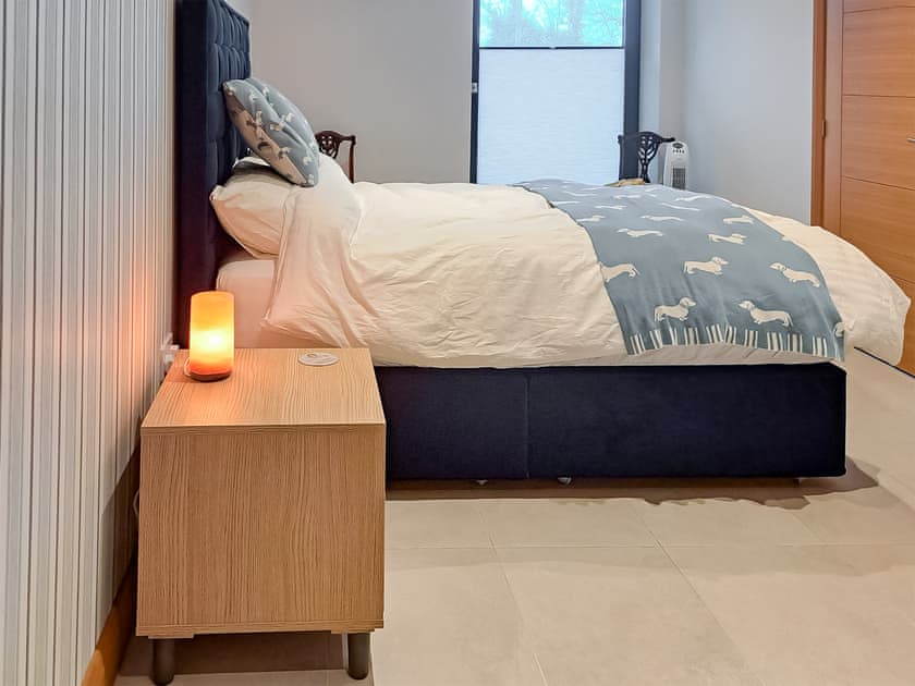 Double bedroom | Park Barn, Lichfield