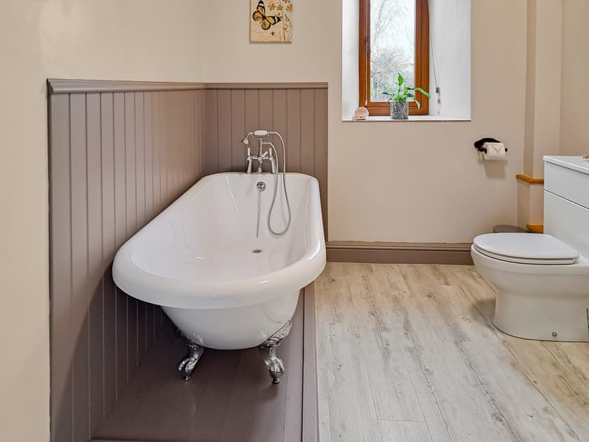 Bathroom | Fossils’ End, Chickerell, near Weymouth