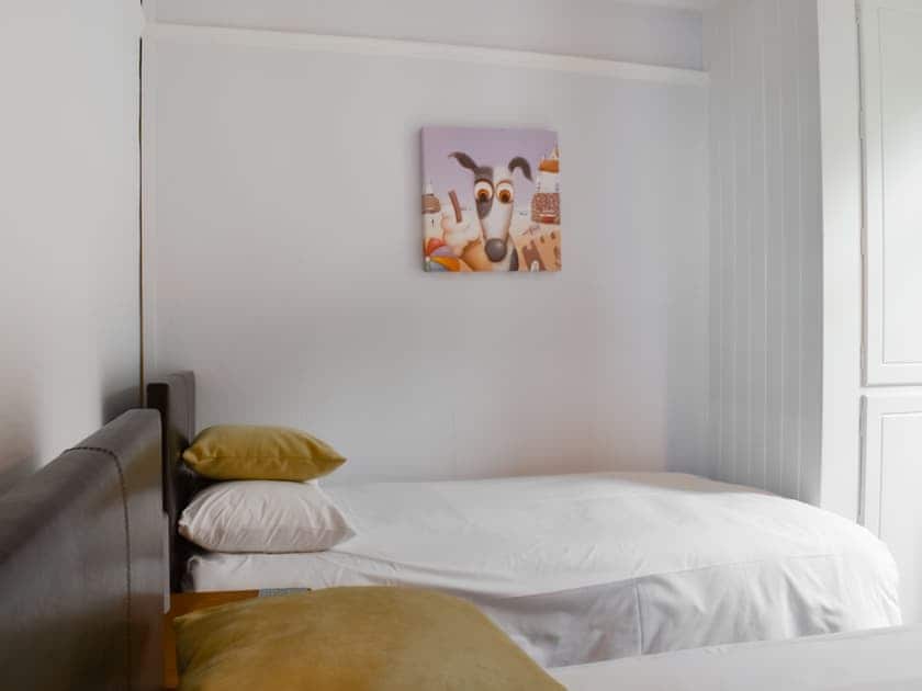 Comfortable twin bedroom | Hillside, Praa Sands, near Penzance