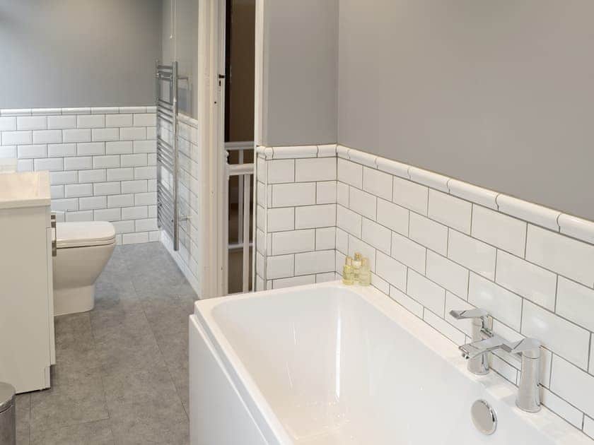 Family bathroom with bath and separate shower cubicle | Hillside, Praa Sands, near Penzance