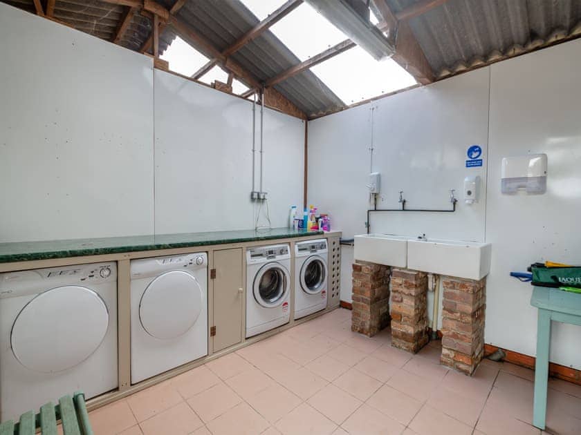 On-site amenities | Bwthyn Hudol Bach - Llwynhudol Vineyard Cottages, Pwllheli