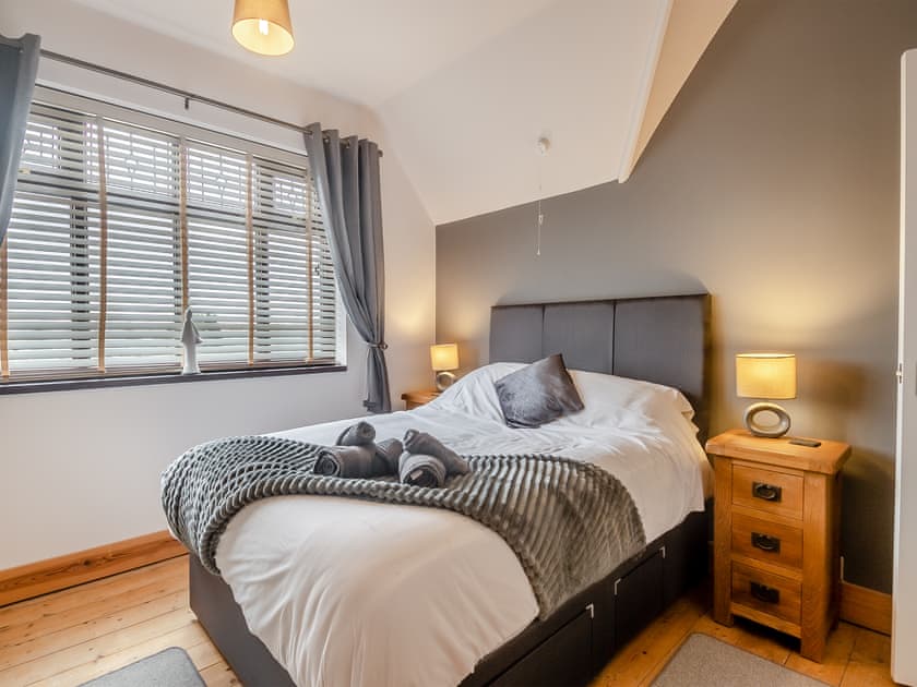Double bedroom | Beachside House, California, near Great Yarmouth