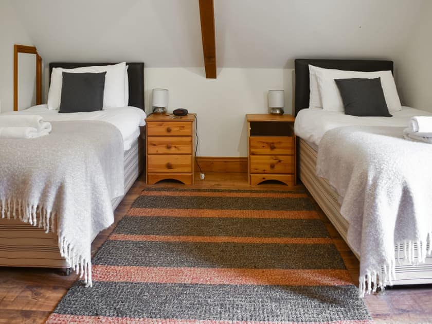 Twin bedroom |  Flint Lodge - Green Farm, Plumstead Green, near Holt