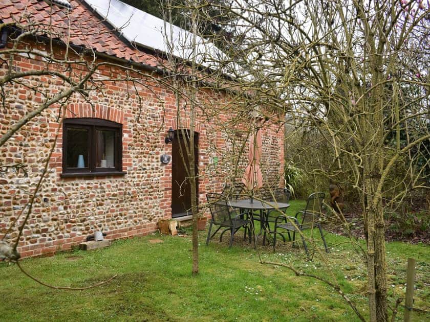 Garden |  Flint Lodge - Green Farm, Plumstead Green, near Holt