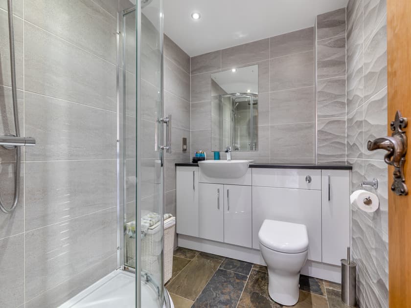 Shower room | Jacob’s Barn - Ramsor Farm, Ramshorn