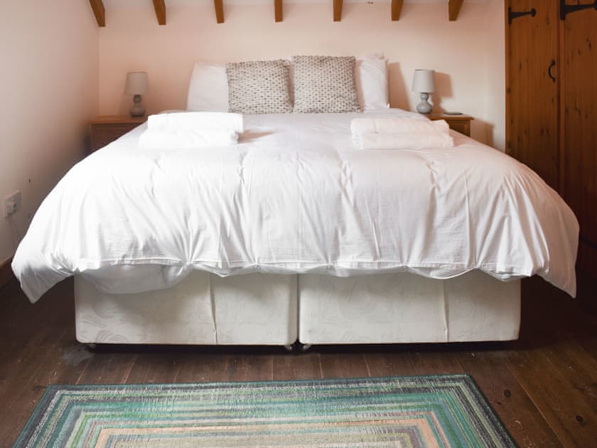 Double bedroom | The Coach House - Green Farm, Plumstead Green, near Holt