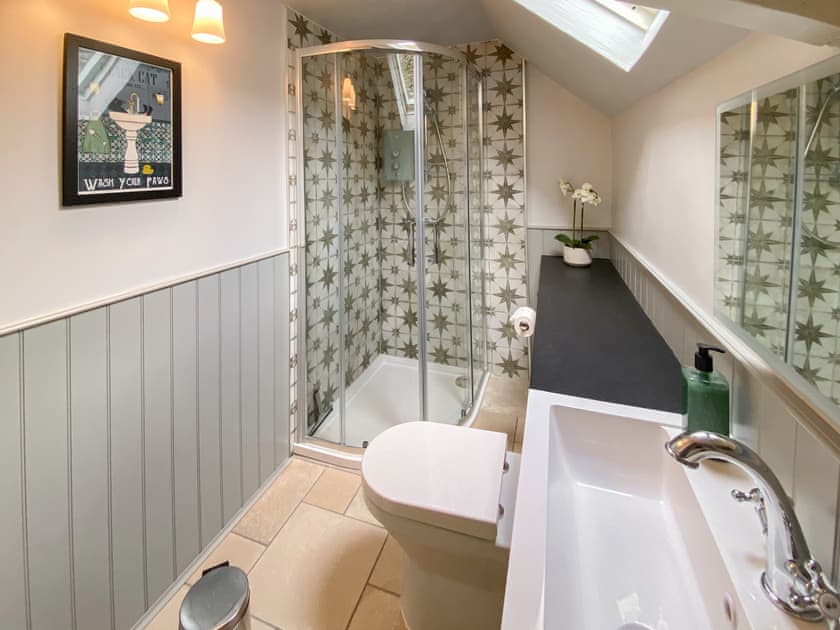 Shower room | Folly Cottage, Avening, near Tetbury