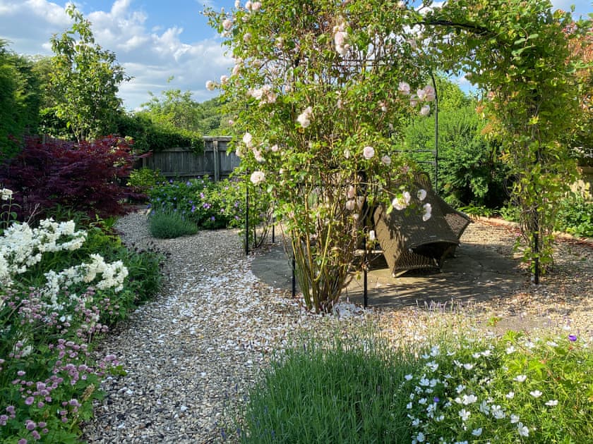 Garden and grounds | Folly Cottage, Avening, near Tetbury