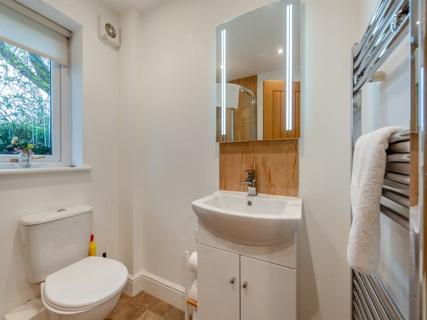 Bathroom | Ael y Bryn, Llandysul