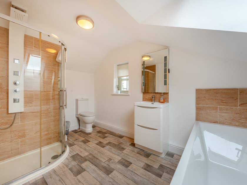 Bathroom | Pen y Bont, Llandysul