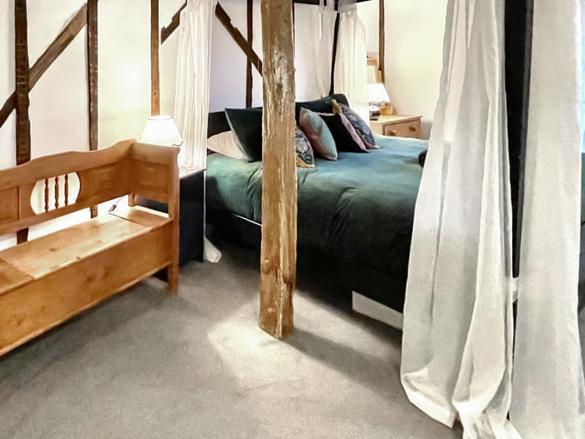 Four Poster bedroom | The Cottage at Harple Farm, Detling, near Maidstone