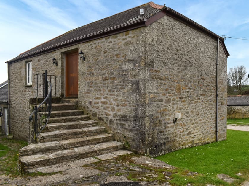 Hay Barn - Sea View Barns, Penryn, near Falmouth