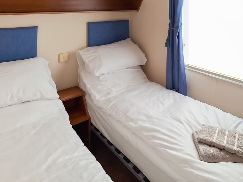 Twin bedroom | Inglenook Lodge, Lamplugh