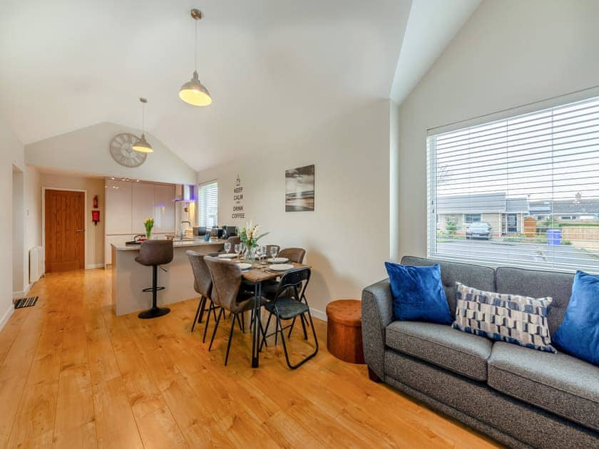 Open plan living space | Red Brae, Beadnell