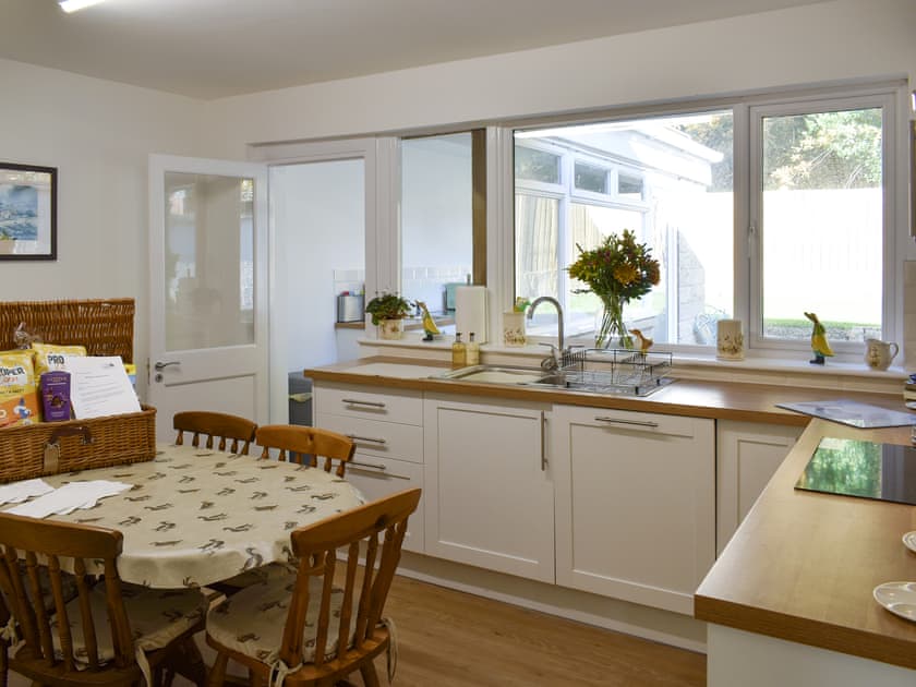 Kitchen/diner | Harlequin House, Holmfirth