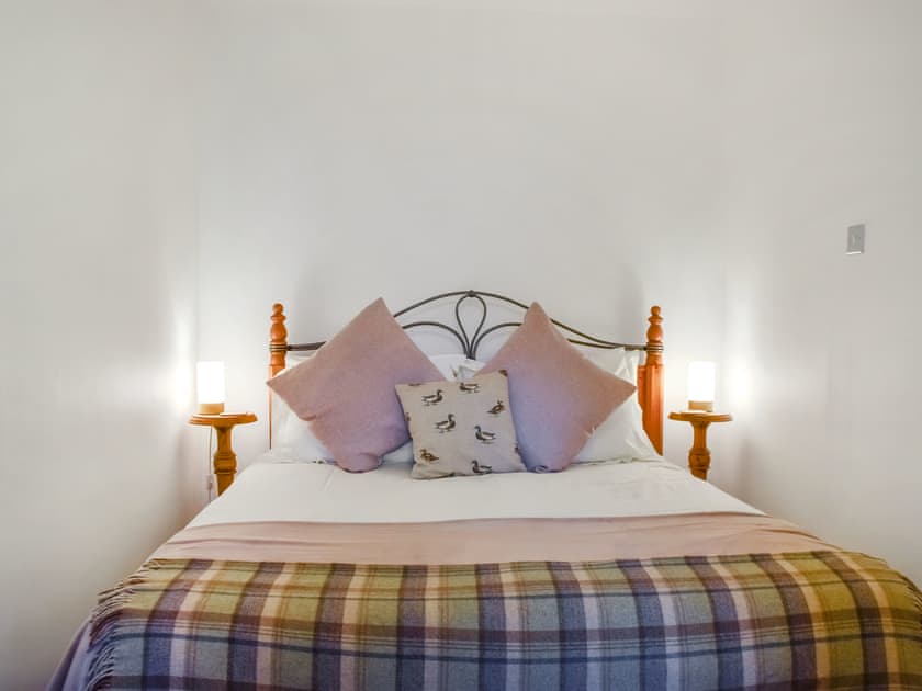 Annexe double bedroom | Harlequin House, Holmfirth