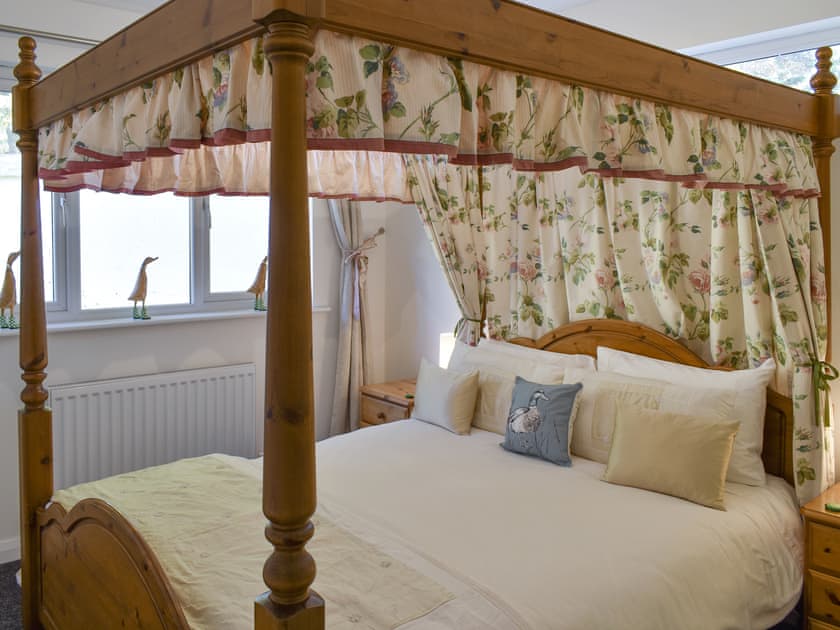 Double bedroom | Harlequin House, Holmfirth