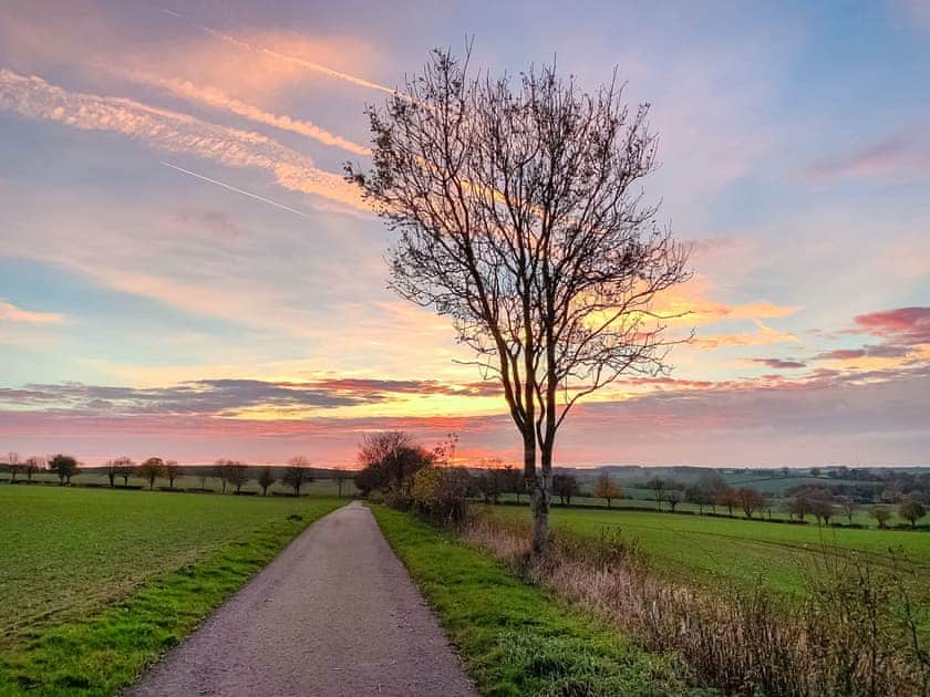 Surrounding area | Chaplin - Tathwell Lodge, Little Tathwell, near Louth