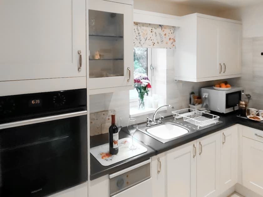 Kitchen | Priestfield Grange - Willow Cottage - Prestfield Grange, Old Brampton, near Chesterfield