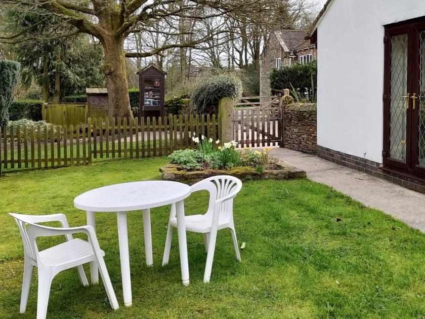 Garden | Priestfield Grange - Willow Cottage - Prestfield Grange, Old Brampton, near Chesterfield
