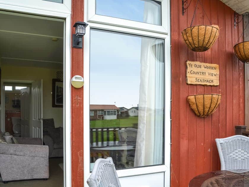 Exterior | Yeolde Woodern Country View Seashak - Holiday Lets, Bridlington