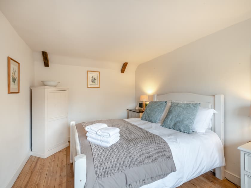 Double bedroom | Swallow Cottages, No. 2 - Swallow Cottages, Wickmere