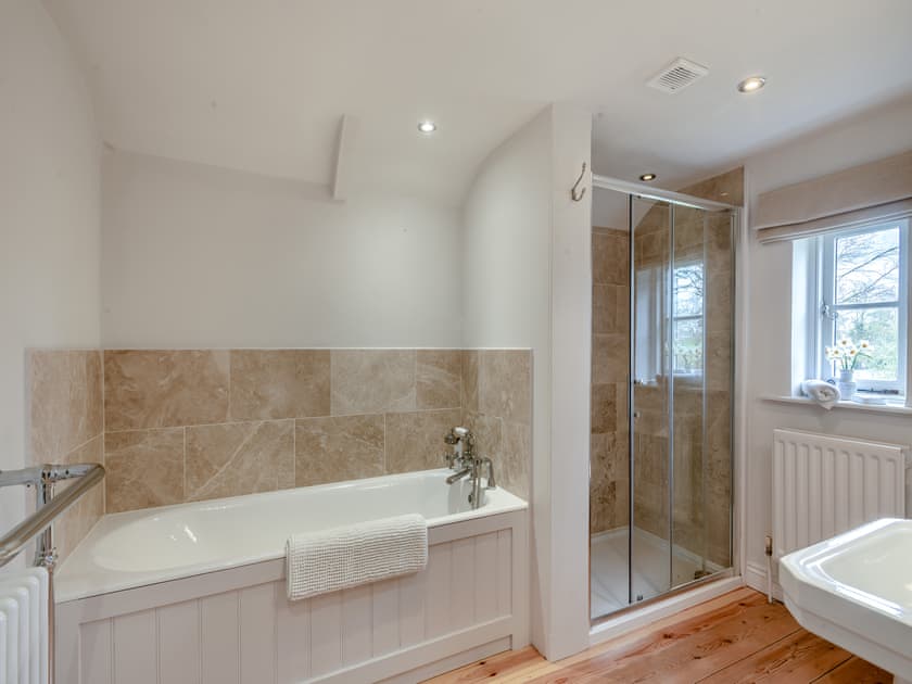 Bathroom | Swallow Cottages, No. 1 - Swallow Cottages, Wickmere
