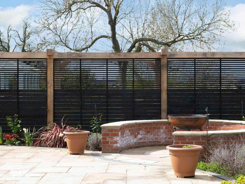 Exterior | Country Escape at The Granary - Winter Cottages, Easthorpe, near Colchester