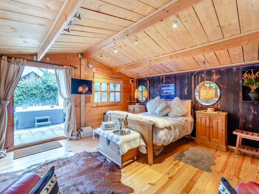 Double bedroom | Easthorpe Retreat - Winter Cottages, Easthorpe, near Colchester