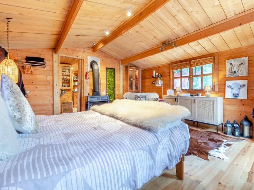 Double bedroom | Easthorpe Retreat - Winter Cottages, Easthorpe, near Colchester