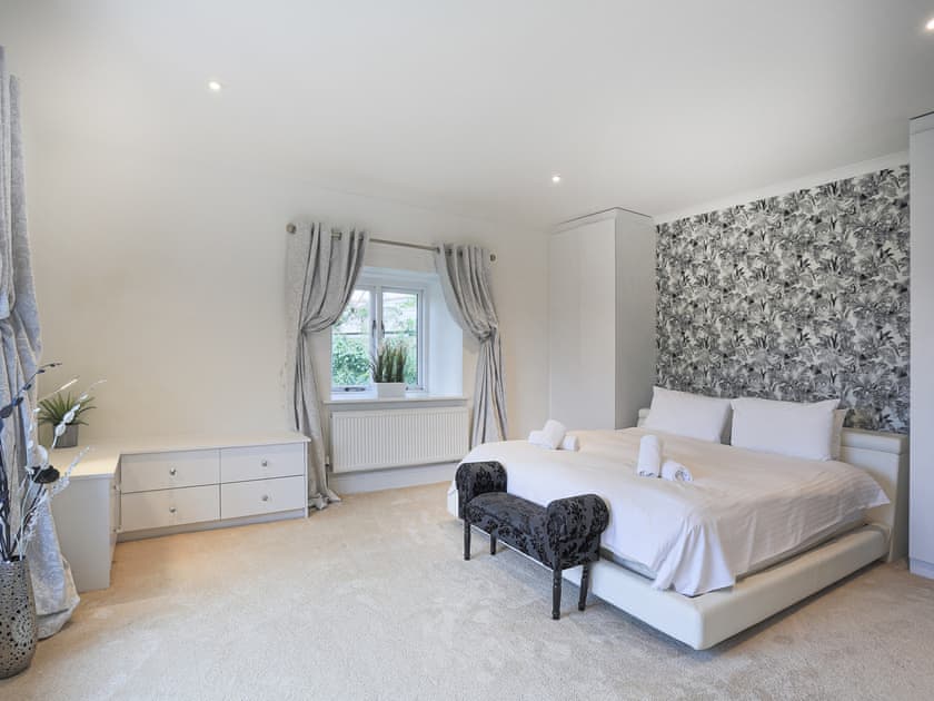 Double bedroom | The Mews - The Mews Holidays, Penzance