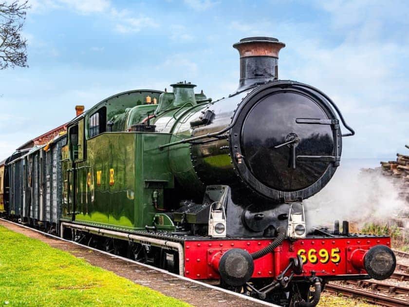 25 min drive to catch the steam drain to Watchet or Minehead | Dragonfly 3 - Dragonfly Barn, North Newton