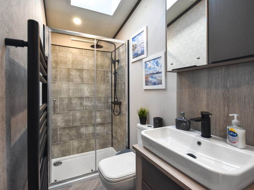 Bathroom | Lodge 78, St Andrews