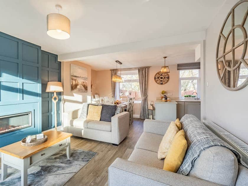 Open plan living space | Snowdrop Cottage, Seahouses