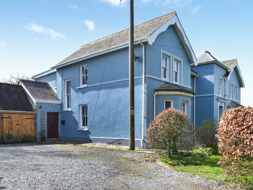 Exterior | Gymmin House, Pendine