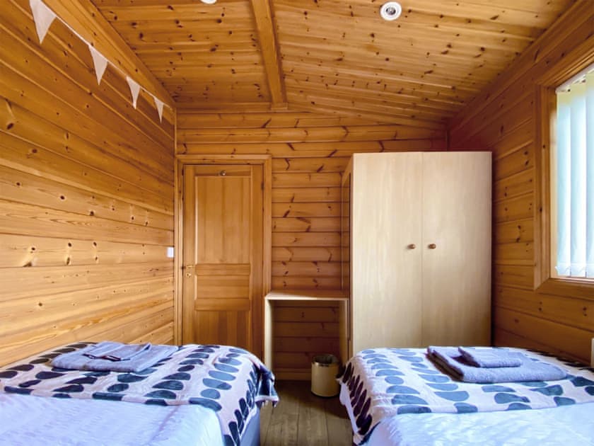 Twin bedroom | Pine Lodge - Pinecone Lodges, Camerton, near Bath