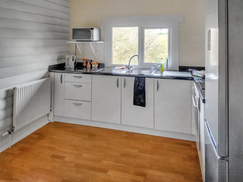 Kitchen | 2 The Folly’s - Abbotskerswell Folly’s, Abbotskerswell, near Newton Abbot