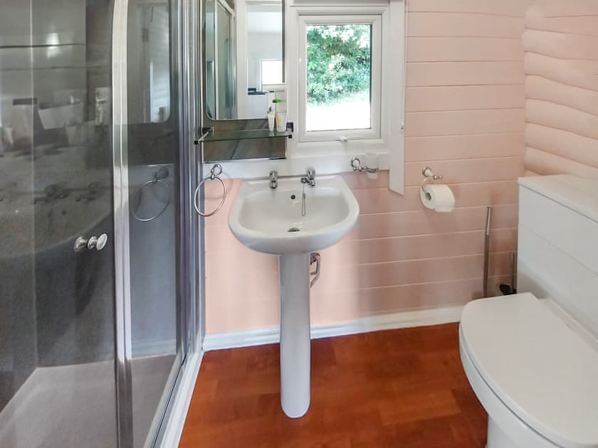 Bathroom | 2 The Folly’s - Abbotskerswell Folly’s, Abbotskerswell, near Newton Abbot