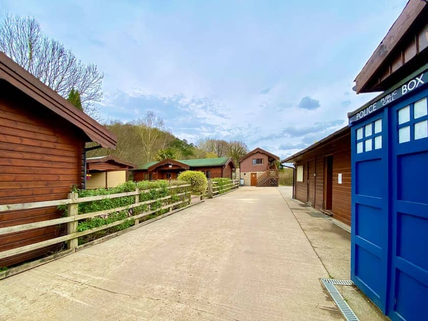 Exterior | Pinecone Lodges- Magnolia Lodge - Pinecone Lodges, Camerton, near Bath