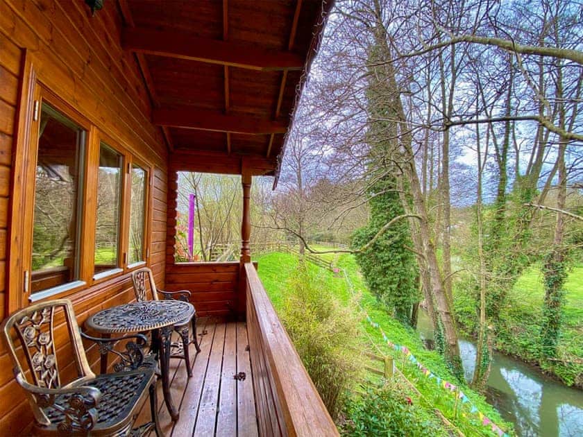 Exterior | Pinecone Lodges- Magnolia Lodge - Pinecone Lodges, Camerton, near Bath