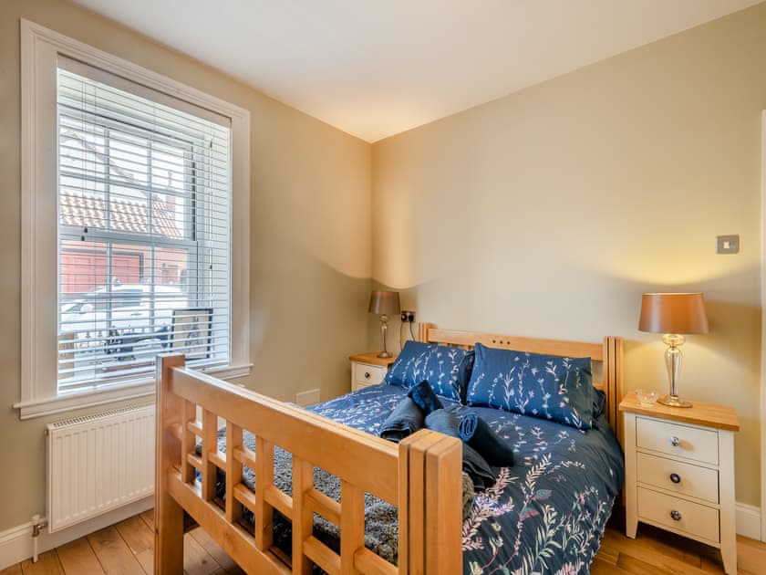 Double bedroom | Curlew Cottage, Caister-on-Sea, near Great Yarmouth