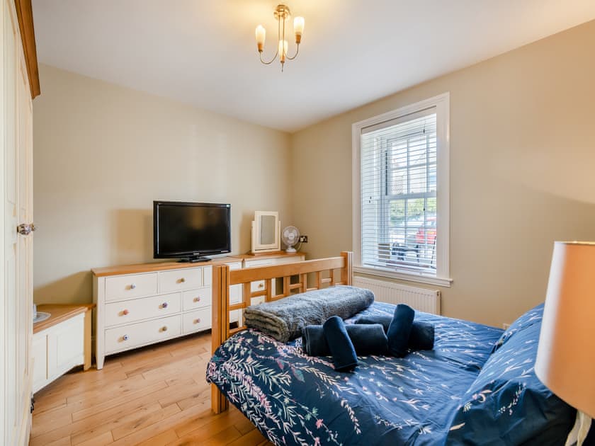 Double bedroom | Curlew Cottage, Caister-on-Sea, near Great Yarmouth