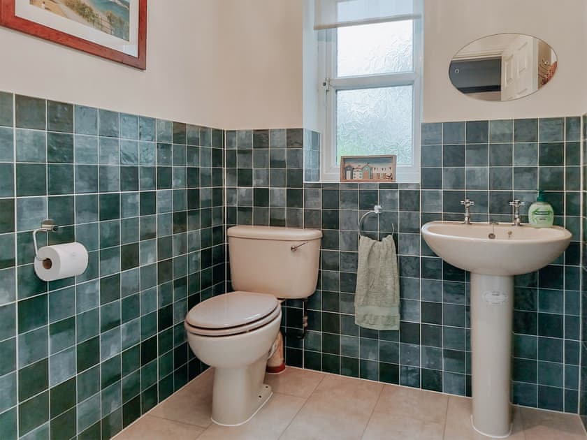 Bathroom | Brompton Lodge, Potter Brompton, Scarborough