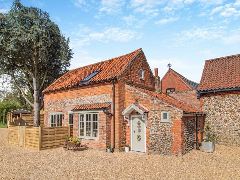 Exterior | Rose Cottage - Clevency Cottages, Great Snoring, near Fakenham